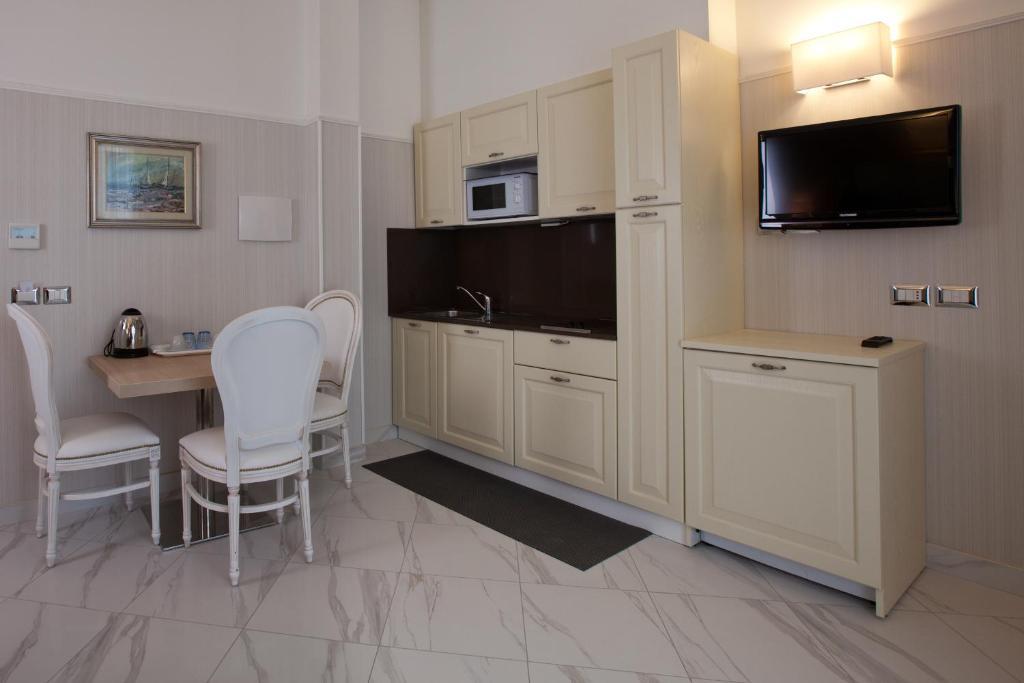 Hotel Residence Villa Del Mare Rimini Bilik gambar